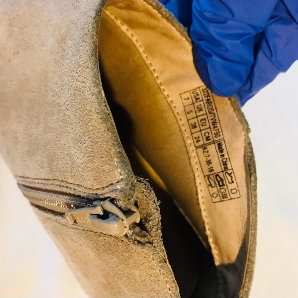 Vionic suede boots